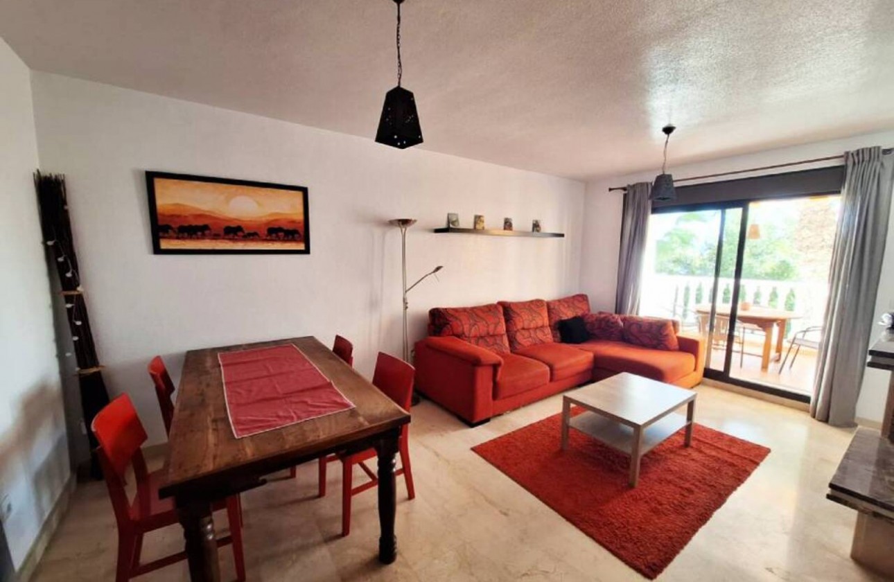 Resale - Apartment - Villamartin