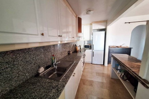Resale - Apartment - Villamartin