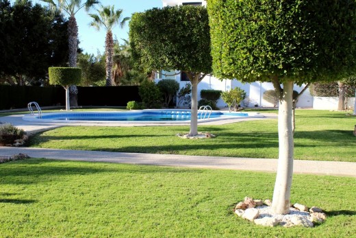 Resale - Apartment - Villamartin