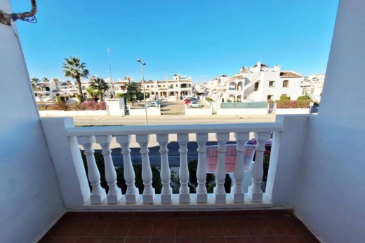 Resale - Apartment - Villamartin