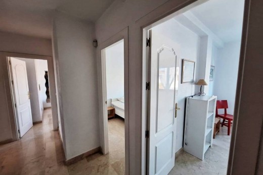 Resale - Apartment - Villamartin