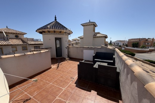 Resale - Villa - Villamartin