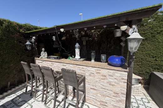 Resale - Villa - Villamartin