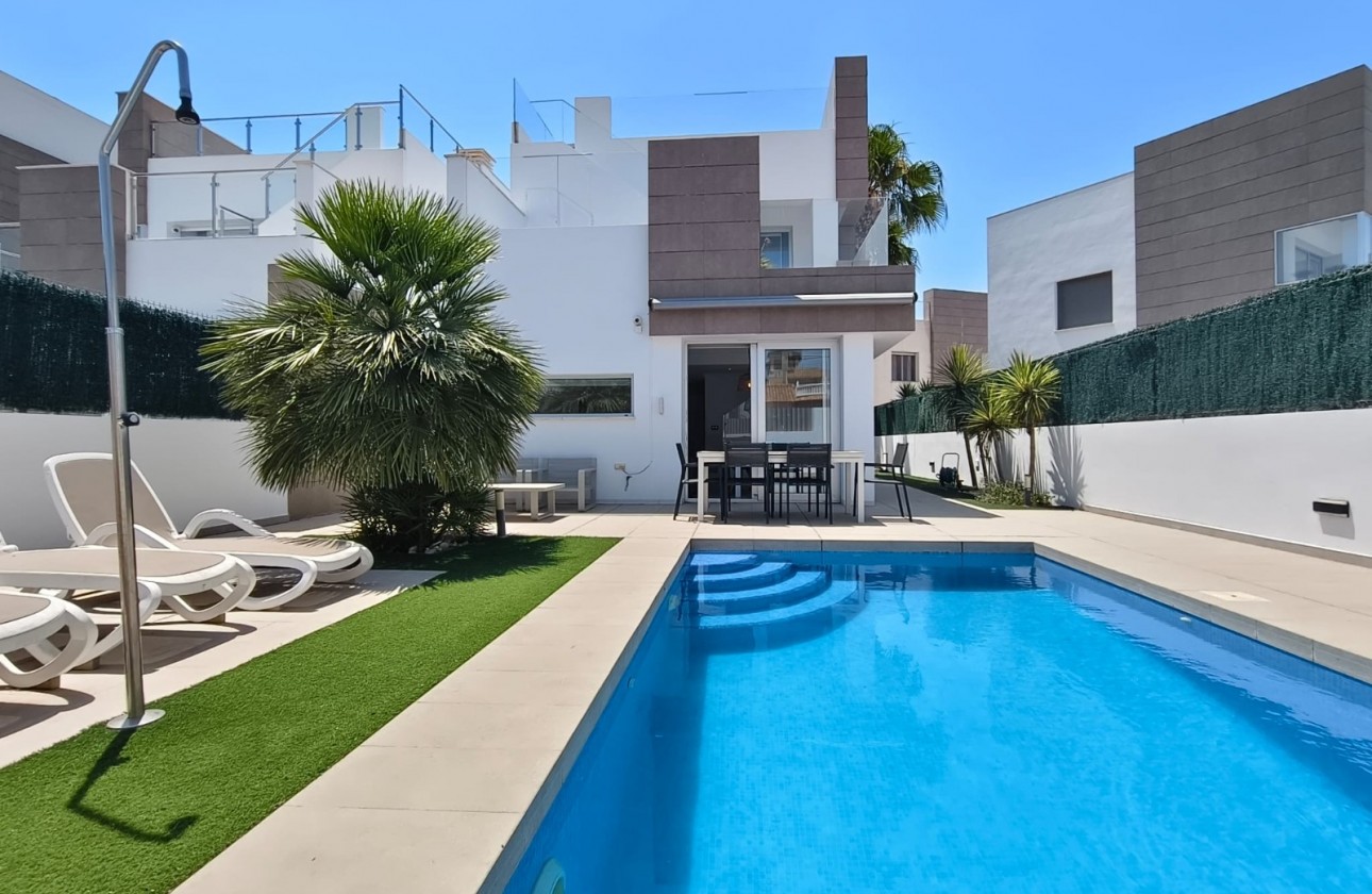 Resale - Villa - Guardamar del Segura - El Raso