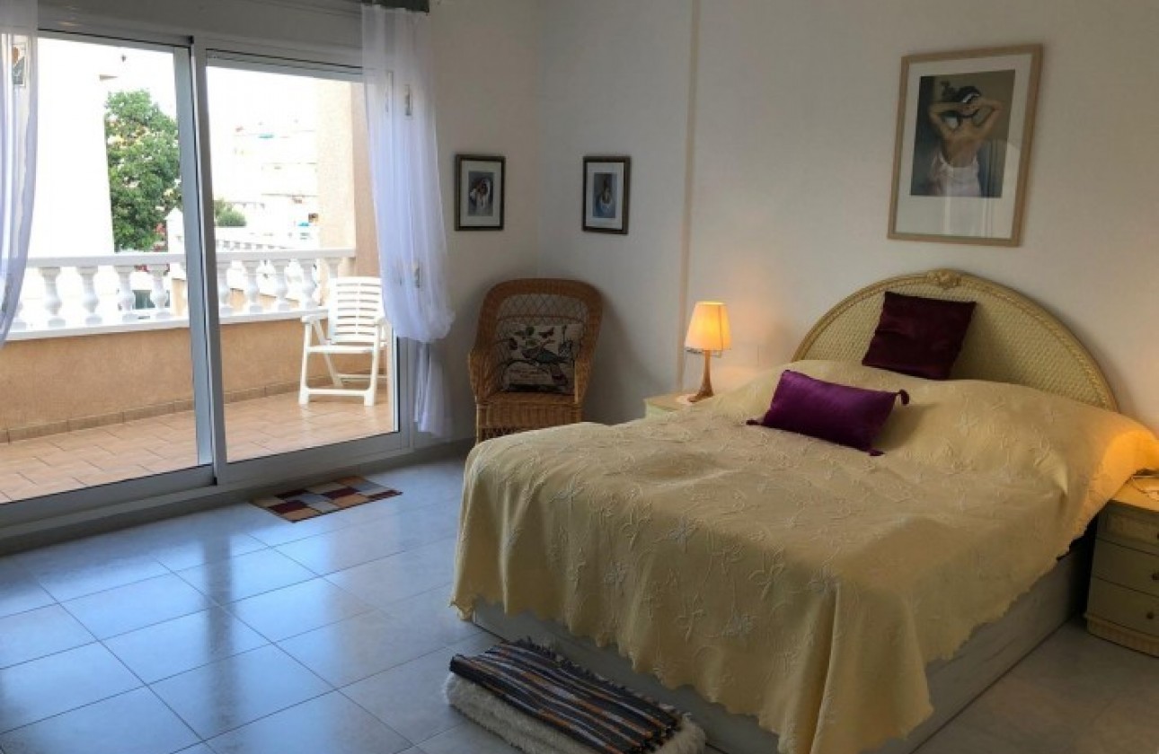 Återförsäljning -  - Orihuela Costa - Playa Flamenca
