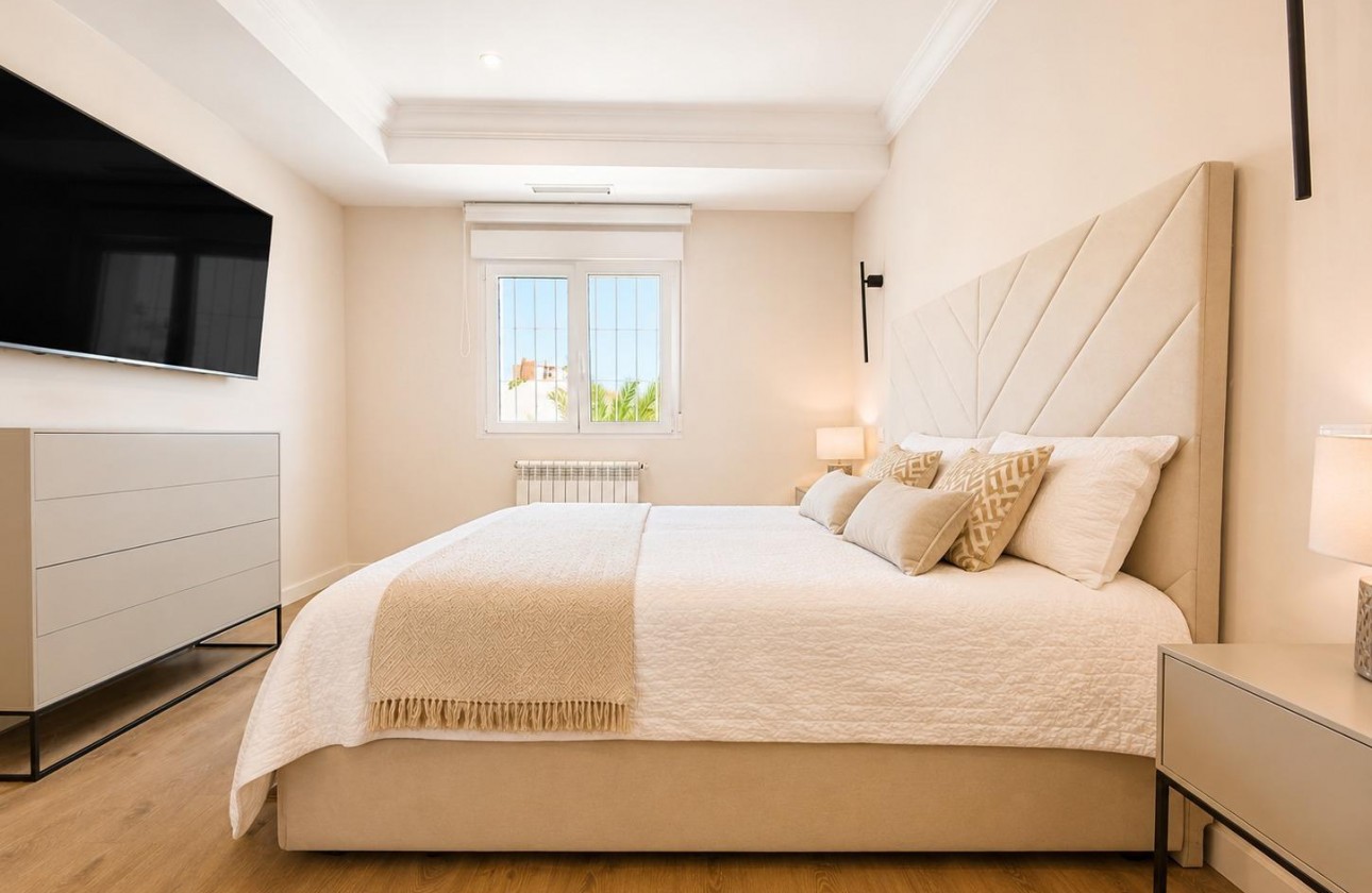 Reventa - Chalet - Dehesa de campoamor - Campoamor