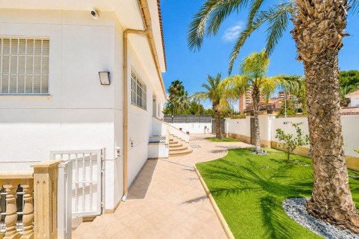 Reventa - Chalet - Dehesa de campoamor - Campoamor