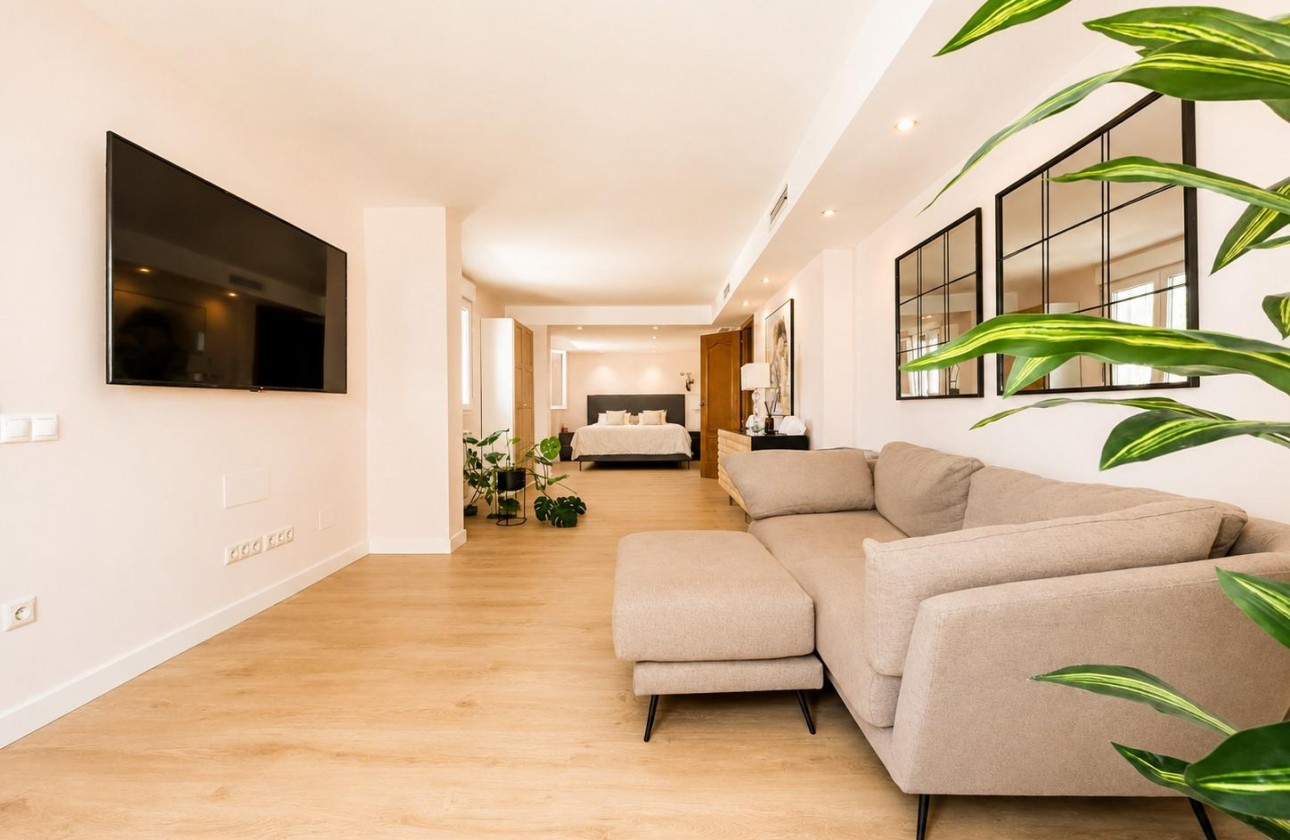 Reventa - Chalet - Dehesa de campoamor - Campoamor