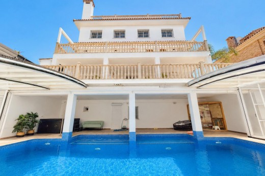 Reventa - Chalet - Dehesa de campoamor - Campoamor