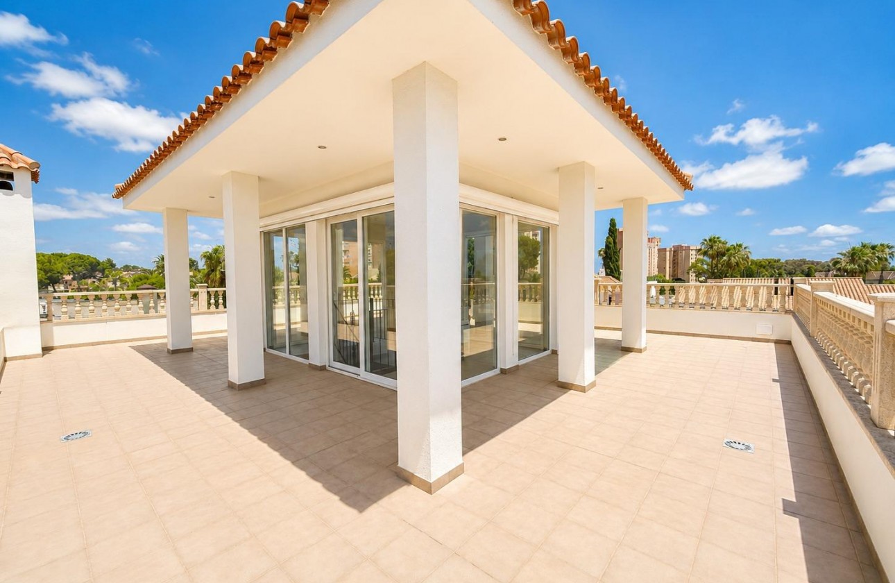 Reventa - Chalet - Dehesa de campoamor - Campoamor