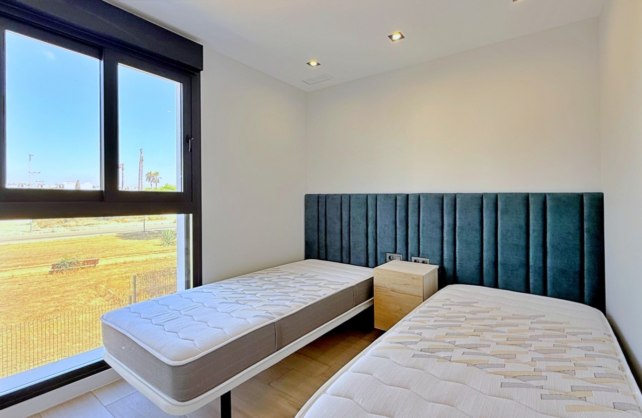 Återförsäljning -  - Orihuela Costa - Punta Prima