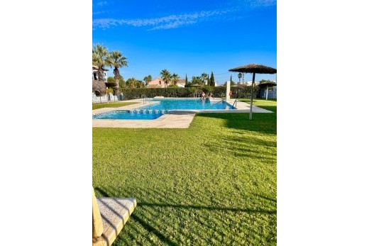 Reventa - Terraced house - Villamartin