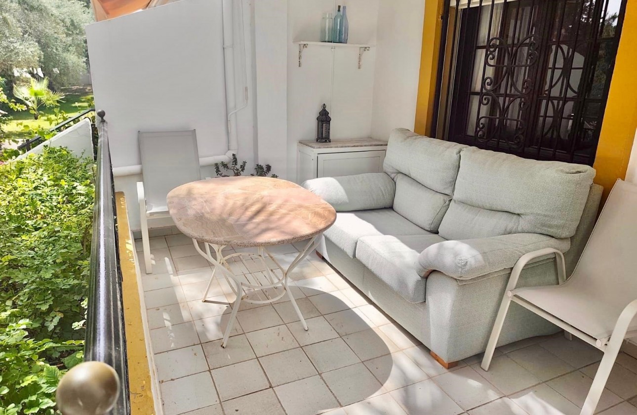 Reventa - Terraced house - Villamartin