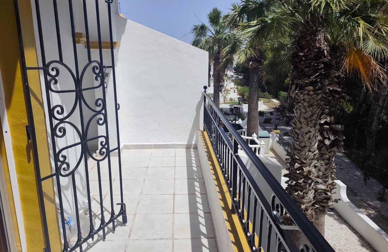 Reventa - Terraced house - Villamartin