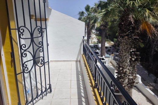 Reventa - Terraced house - Villamartin