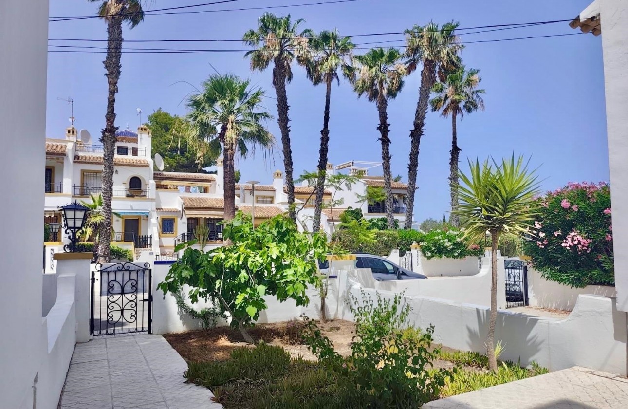 Reventa - Terraced house - Villamartin
