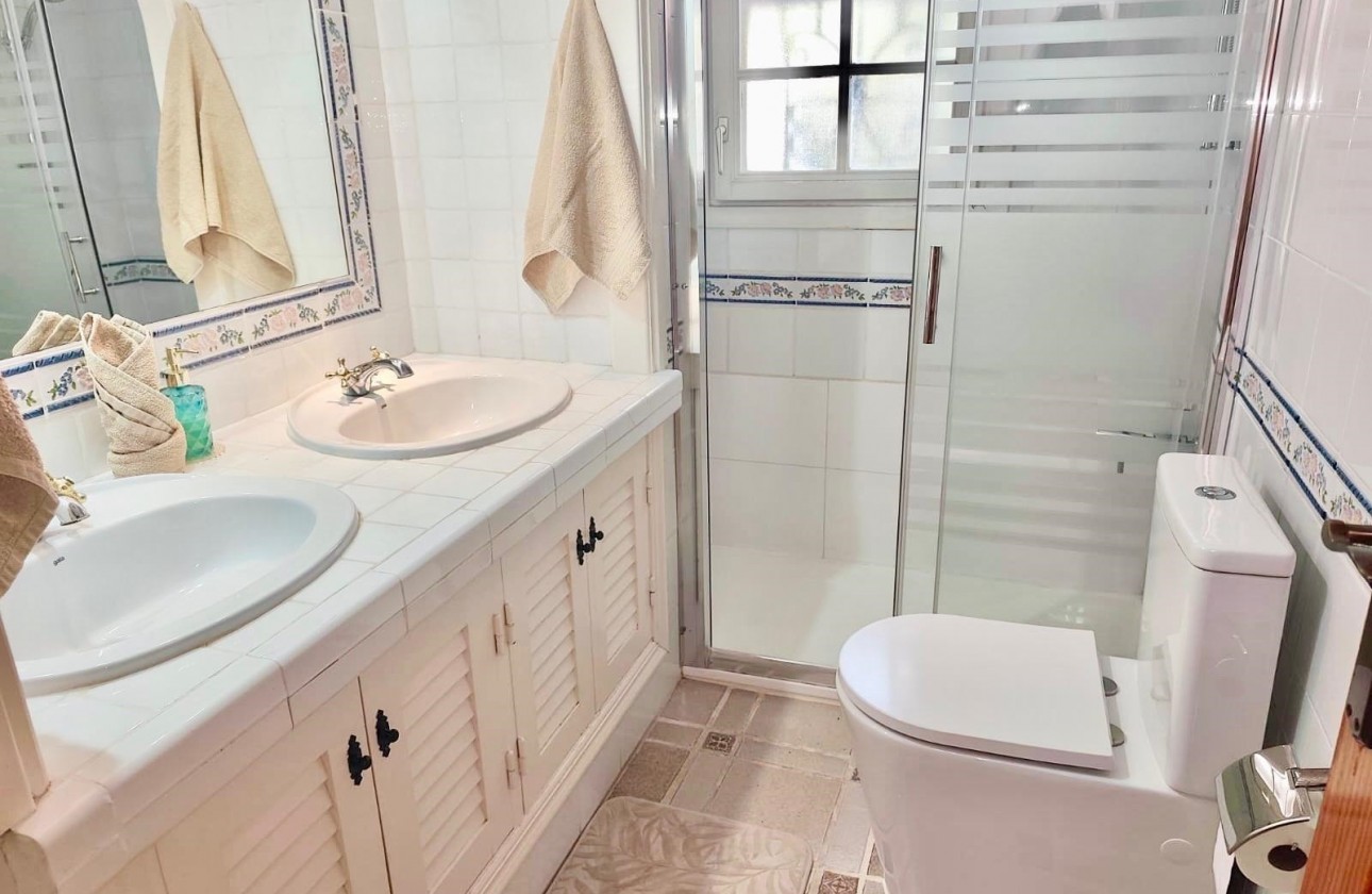 Reventa - Terraced house - Villamartin