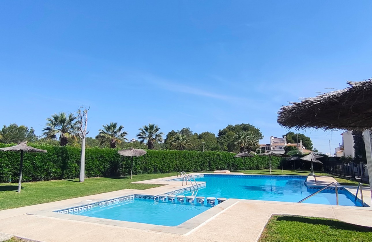 Reventa - Terraced house - Villamartin