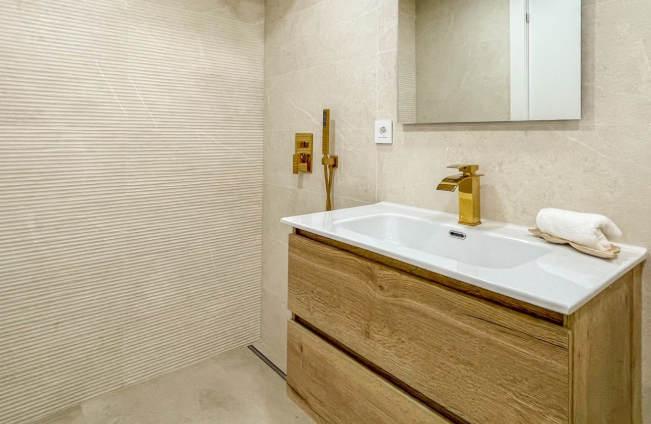 Reventa - Apartamento - Torrevieja - El Acequión - Los Náufragos