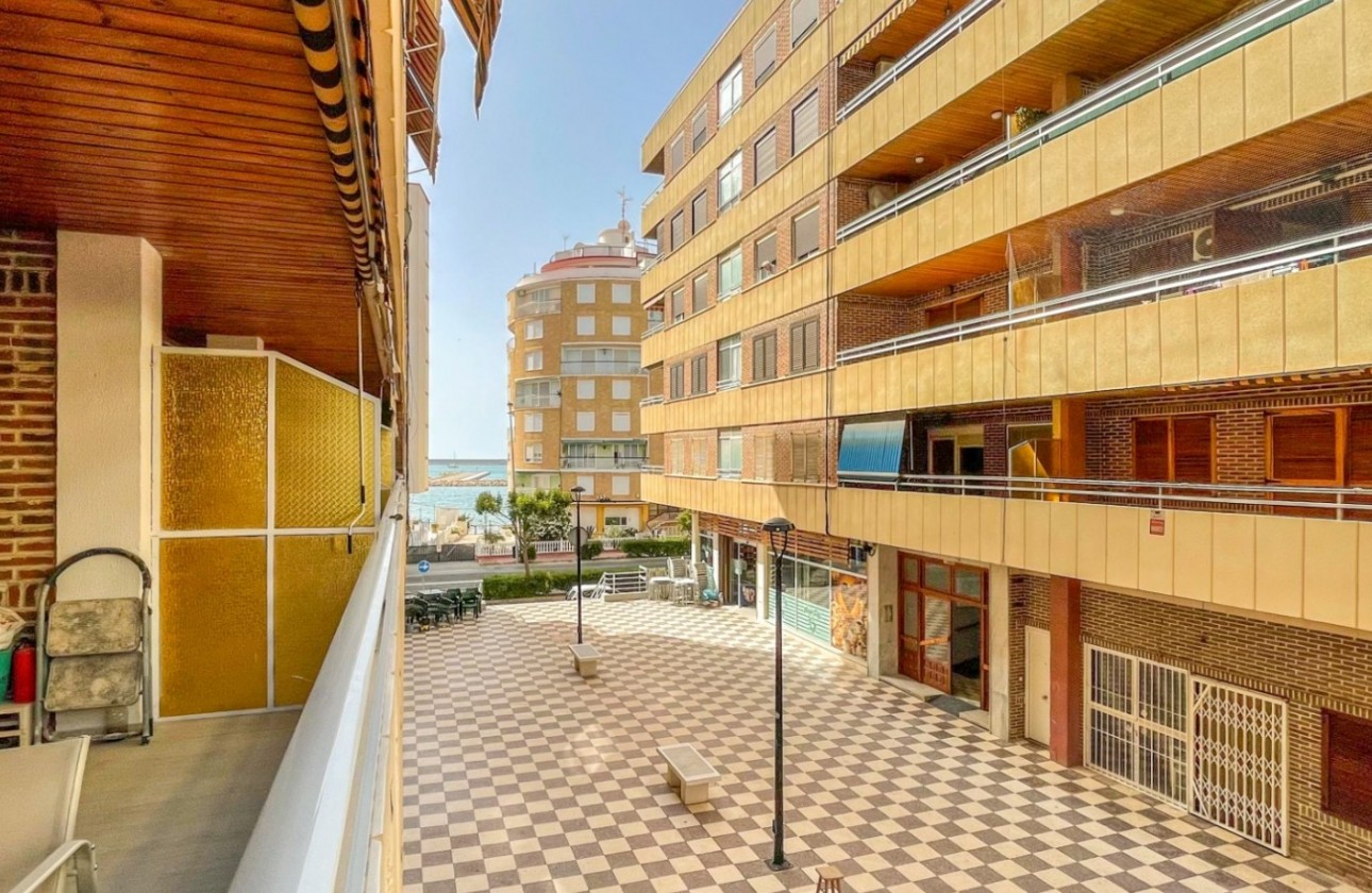 Reventa - Apartamento - Torrevieja - El Acequión - Los Náufragos