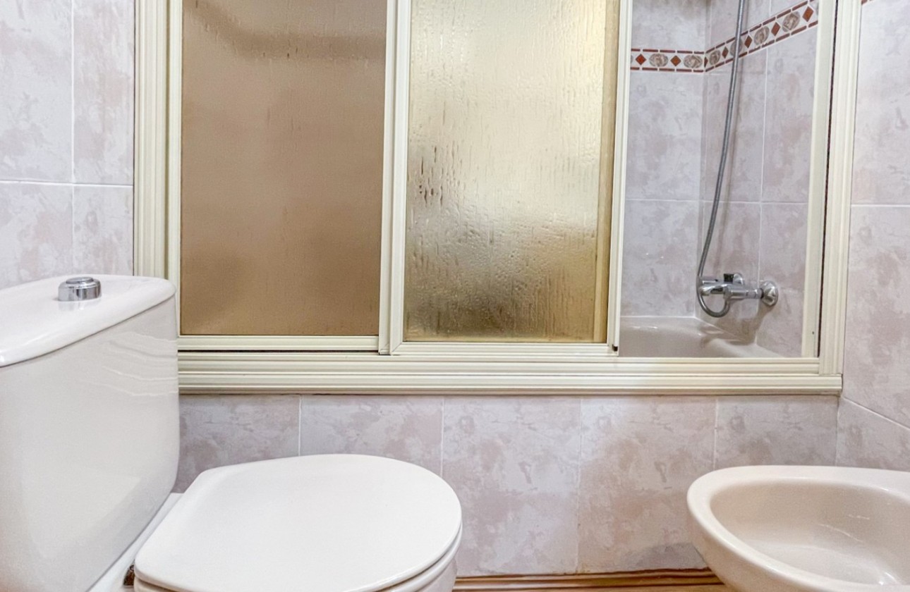 Reventa - Apartamento - Torrevieja - El Acequión - Los Náufragos