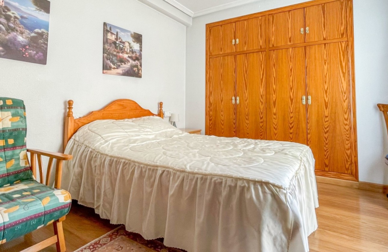 Reventa - Apartamento - Torrevieja - El Acequión - Los Náufragos
