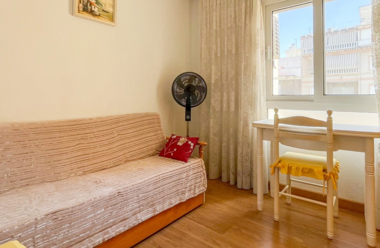 Reventa - Apartamento - Torrevieja - El Acequión - Los Náufragos