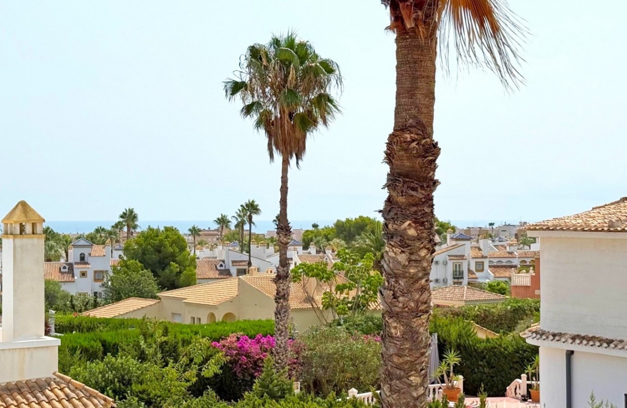 Återförsäljning - Detached Villa - Orihuela Costa - Villamartín