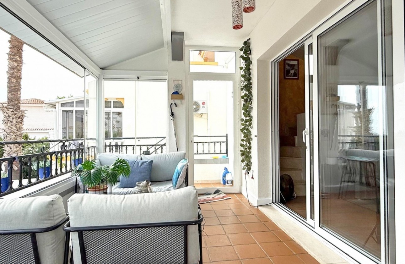 Återförsäljning - Detached Villa - Orihuela Costa - Villamartín