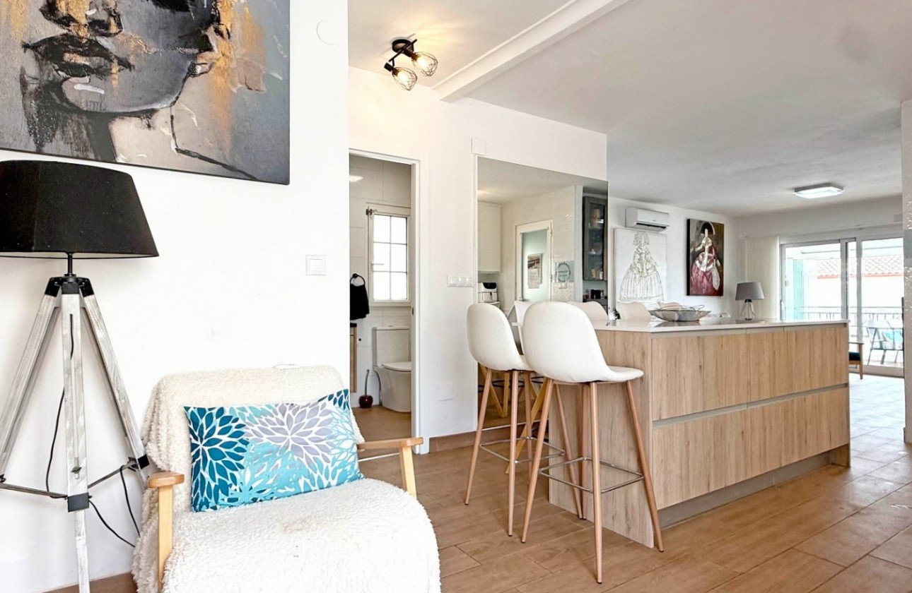 Återförsäljning - Detached Villa - Orihuela Costa - Villamartín