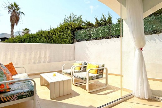 Återförsäljning - Detached Villa - Orihuela Costa - Villamartín