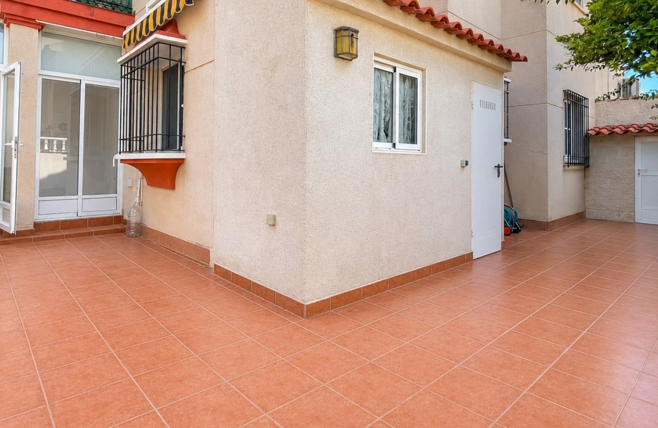 Resale - Bungalow - Orihuela Costa - Playa Flamenca