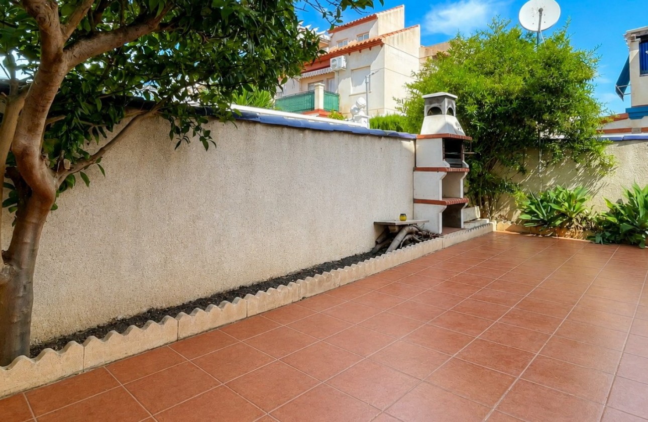 Resale - Bungalow - Orihuela Costa - Playa Flamenca