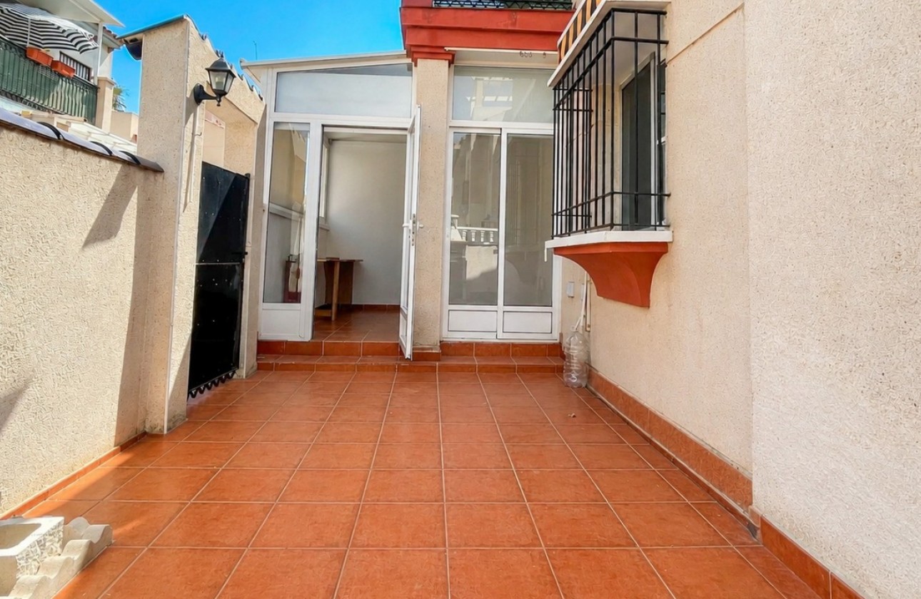 Resale - Bungalow - Orihuela Costa - Playa Flamenca