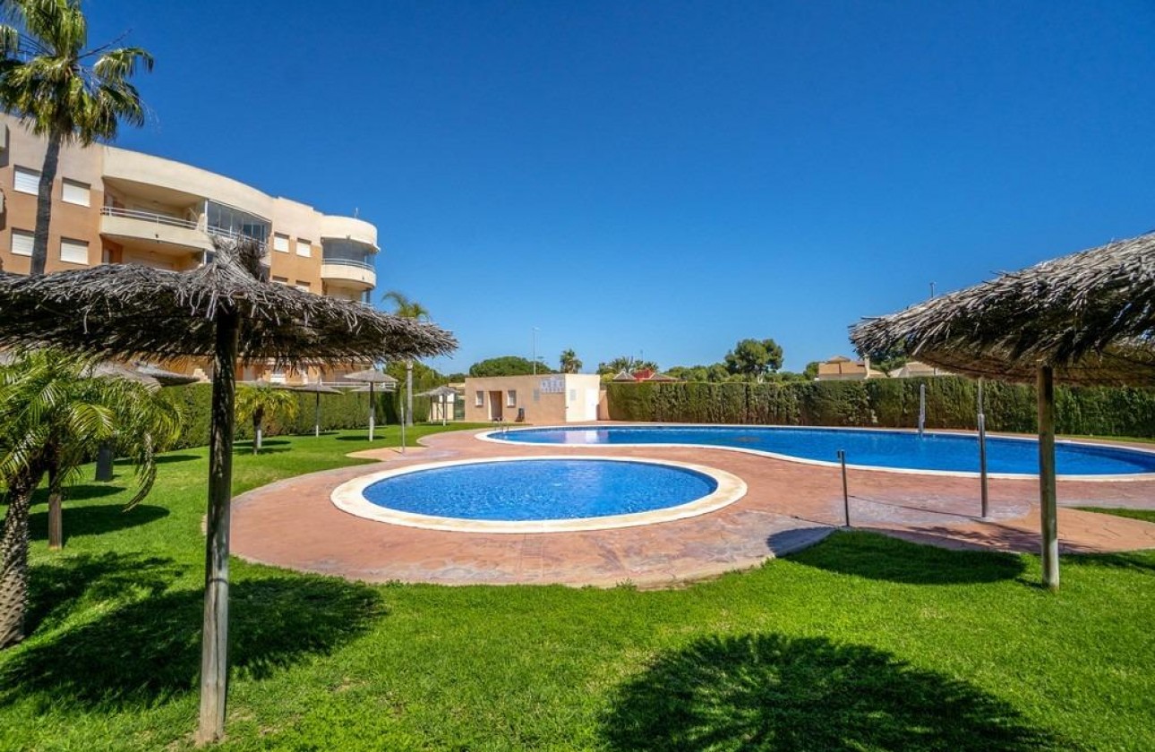 Reventa - Apartamento - Dehesa de campoamor - Campoamor