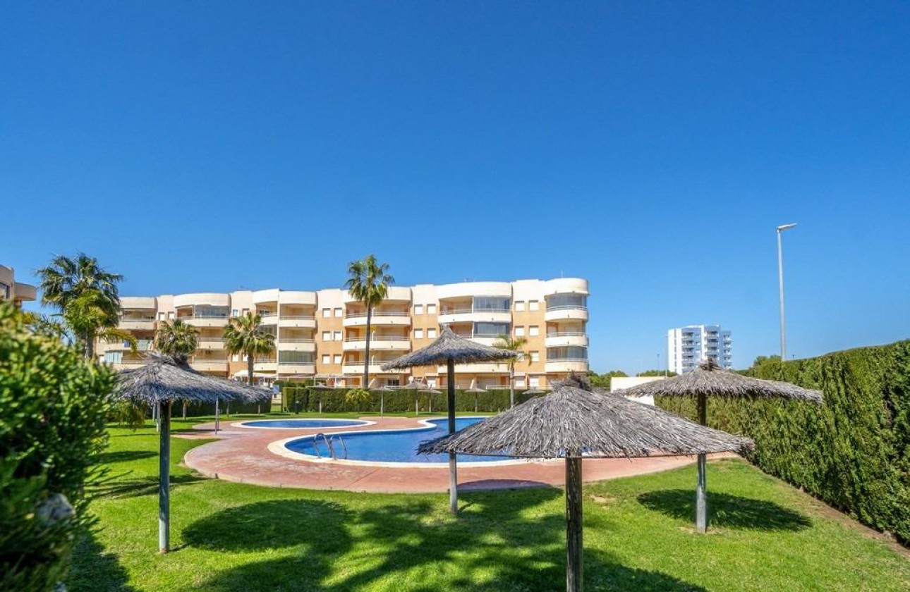 Reventa - Apartamento - Dehesa de campoamor - Campoamor