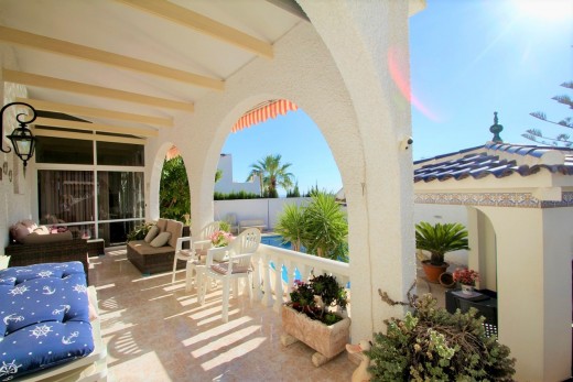 Reventa - Chalet - Orihuela Costa - Villamartin