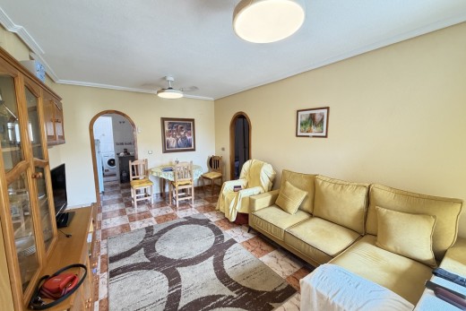 Resale - Apartment - Villamartin