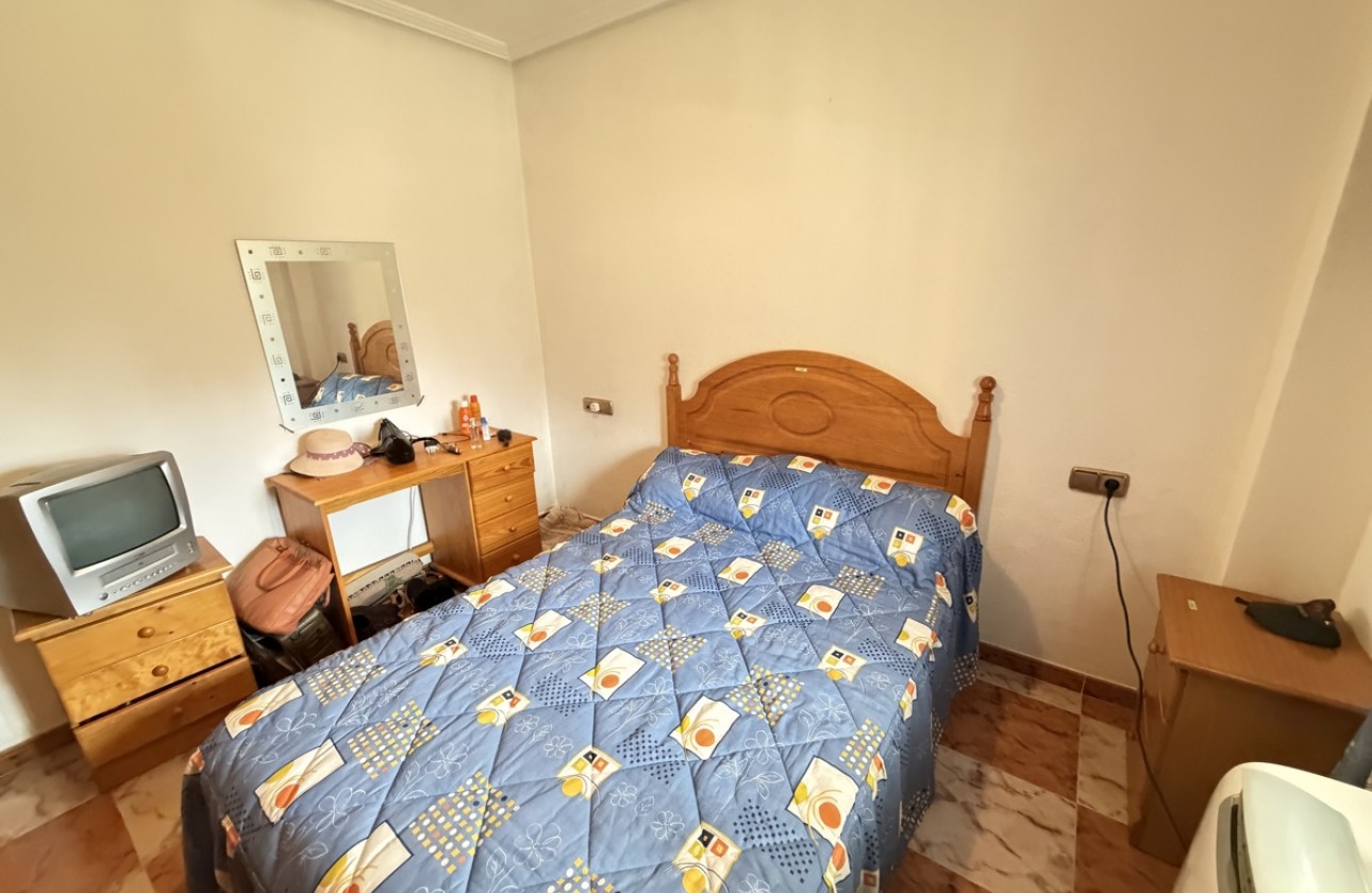 Resale - Apartment - Villamartin