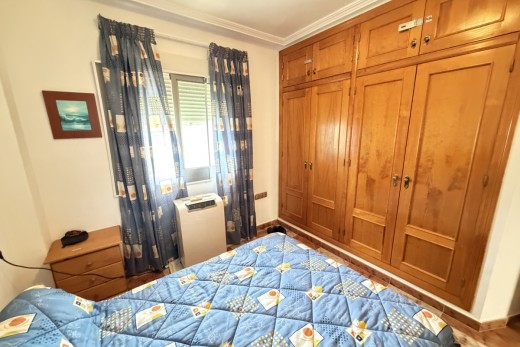 Resale - Apartment - Villamartin