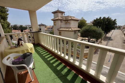 Resale - Apartment - Villamartin