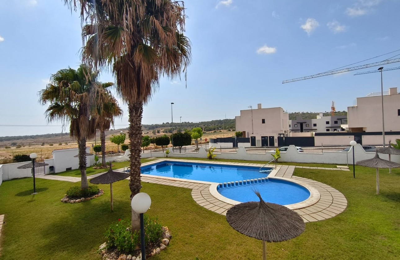 Återförsäljning -  - San Miguel De Salinas