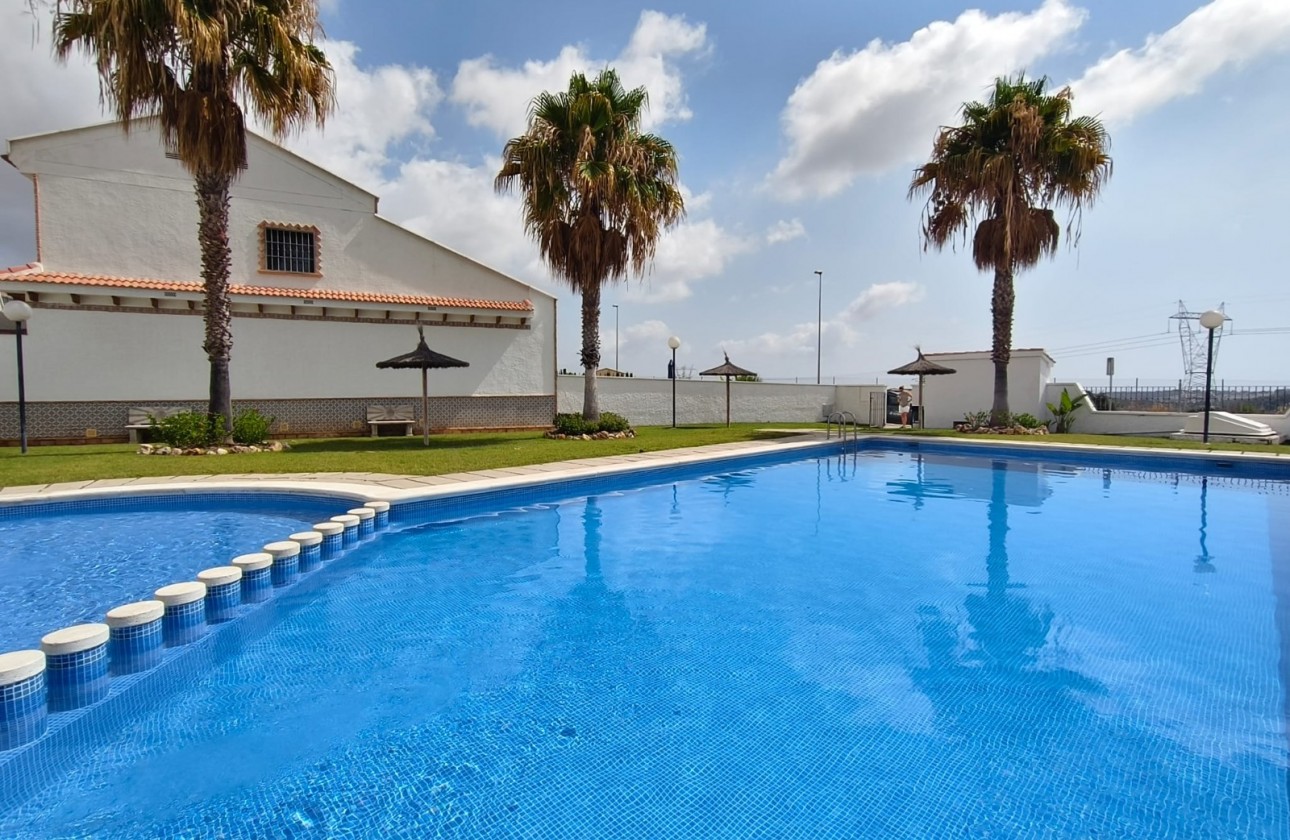 Återförsäljning -  - San Miguel De Salinas