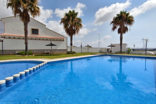 Återförsäljning -  - San Miguel De Salinas