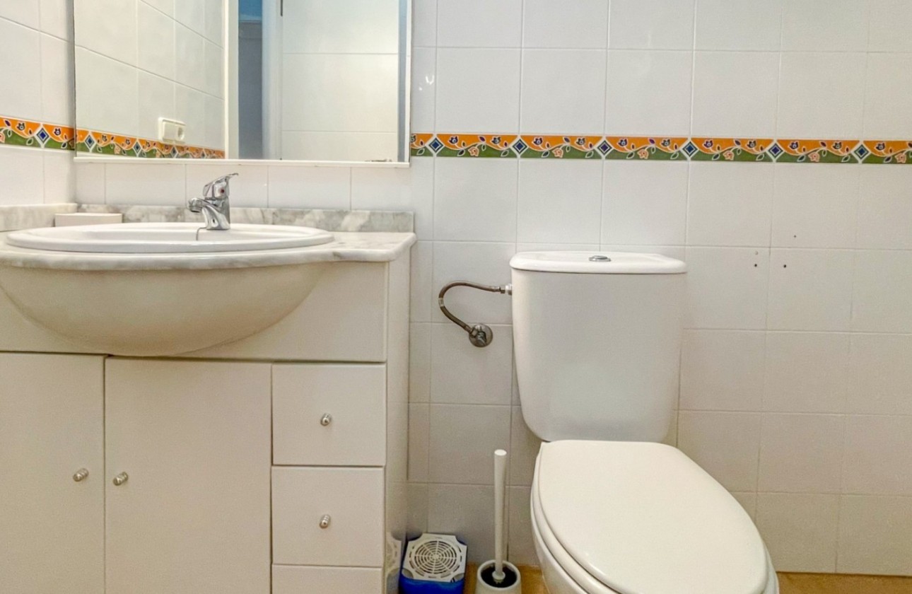 Återförsäljning -  - Orihuela Costa - Punta Prima