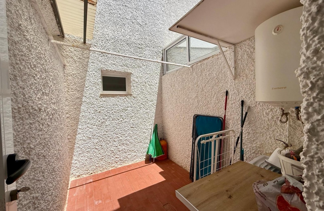 Återförsäljning - Semi Detached Villa - Orihuela Costa - Campoamor