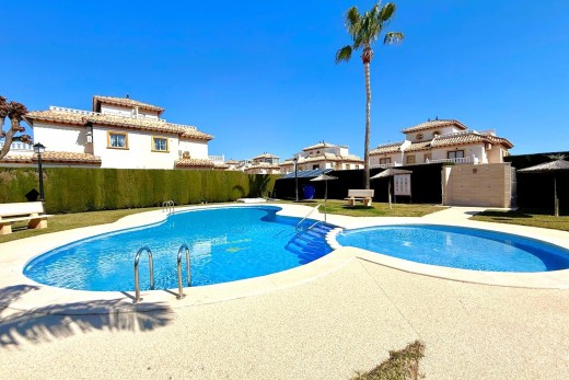 Resale - Townhouse - Orihuela Costa - Lomas de Cabo Roig