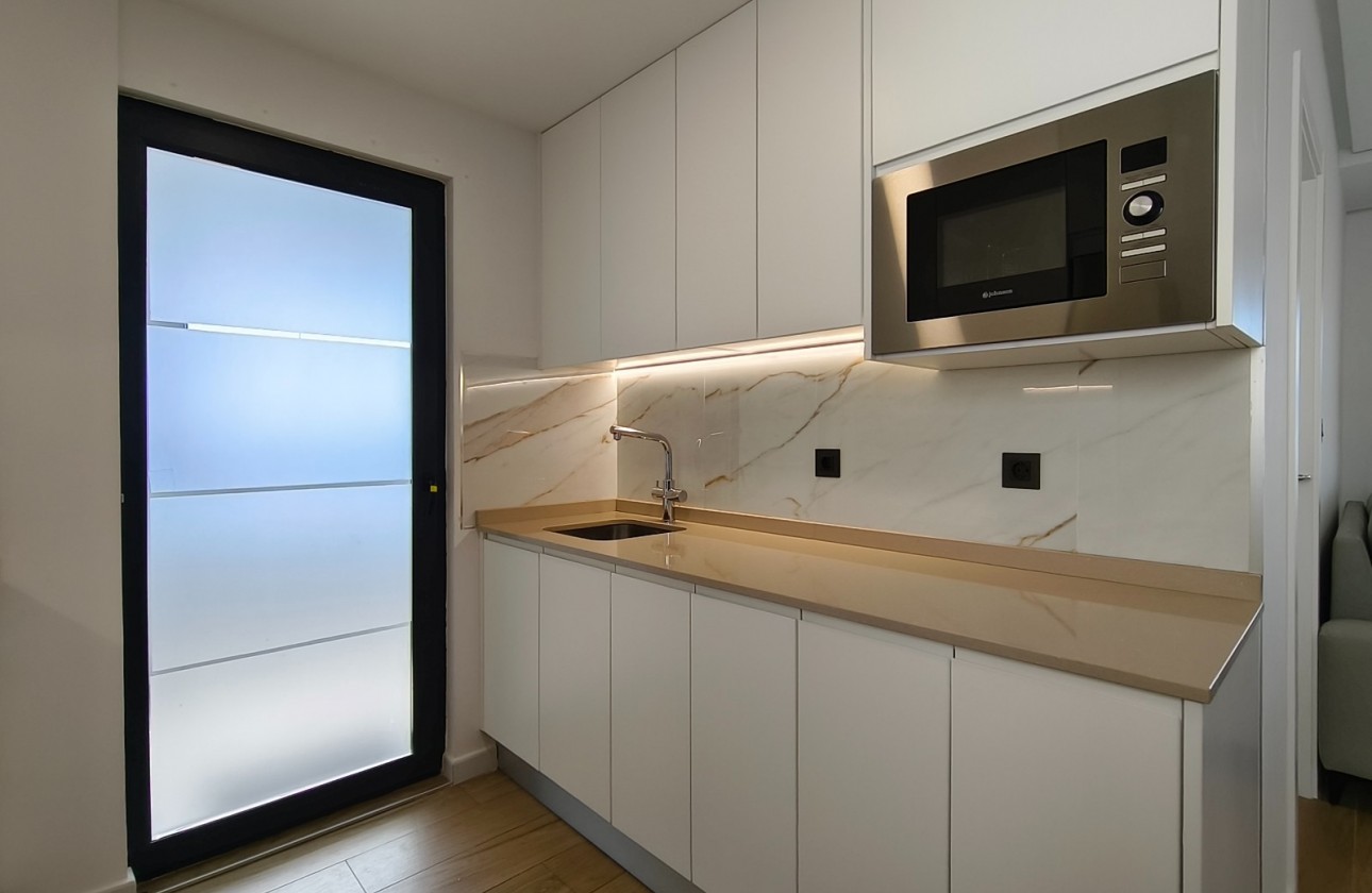 Resale - Apartment / Flat - Orihuela Costa - Los Altos