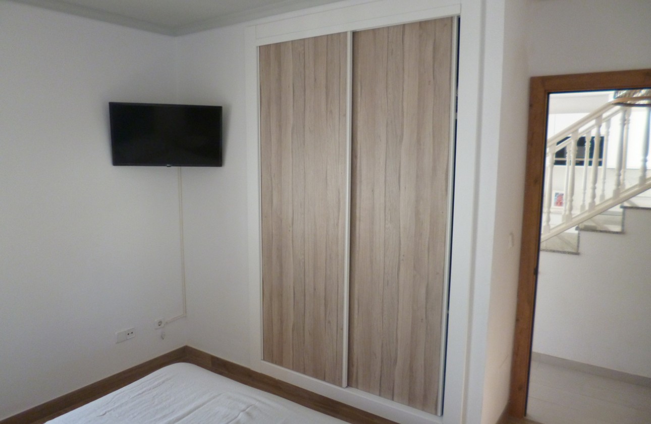 Resale - Villa - Pilar De La Horadada