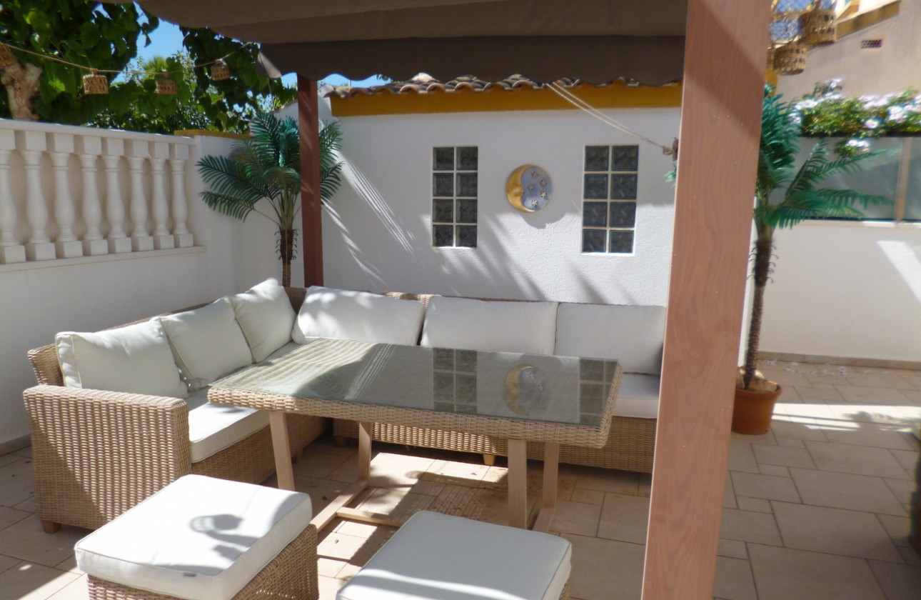 Resale - Villa - Pilar De La Horadada